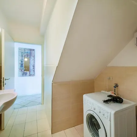 Appartement Trilo 6 Vm Baja Sardinia